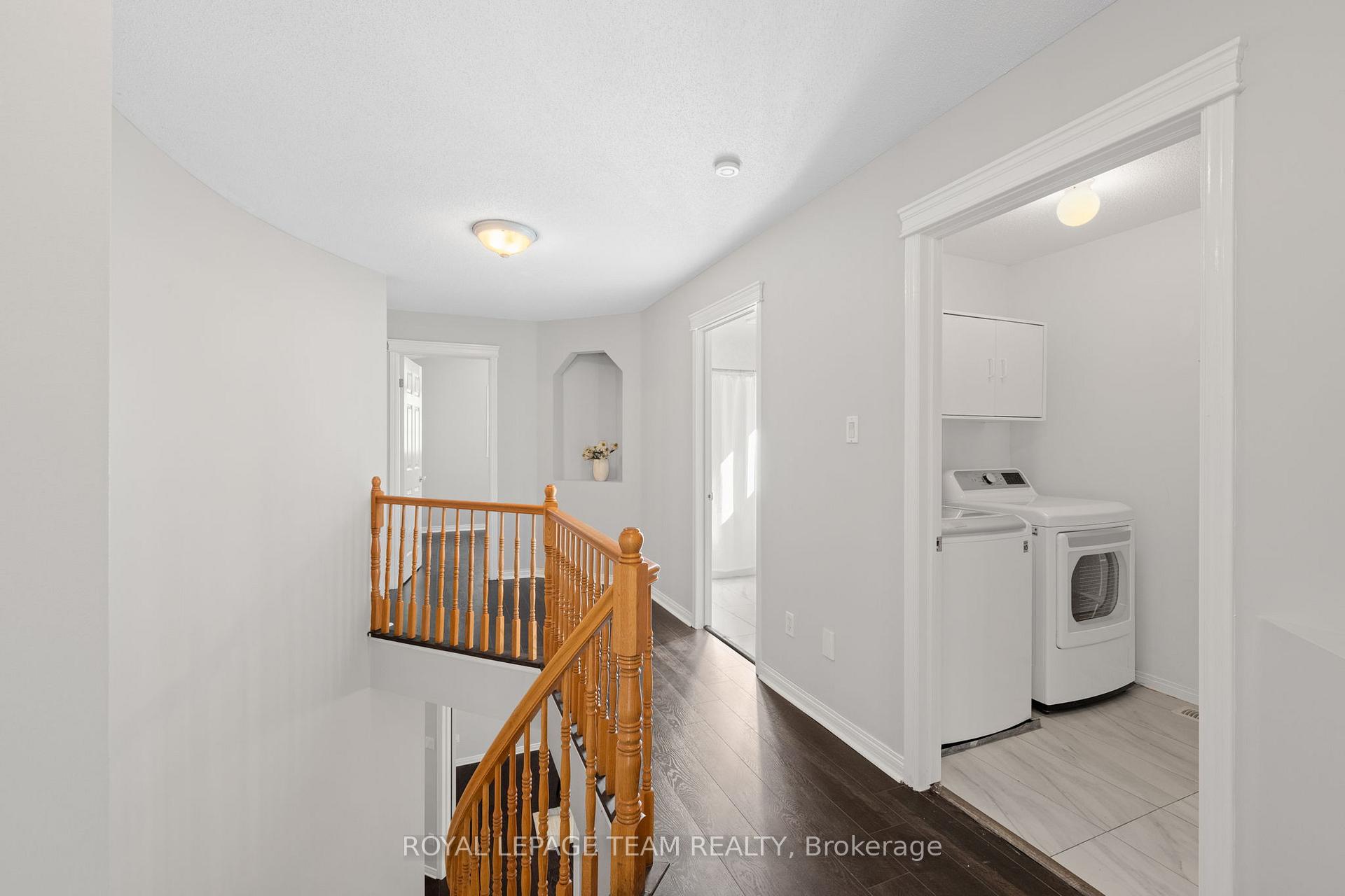 Photo 34 of 27 Evanshen Crescent, Ottawa, Kanata - Kanata Lakes/Heritage Hills — HOMEH