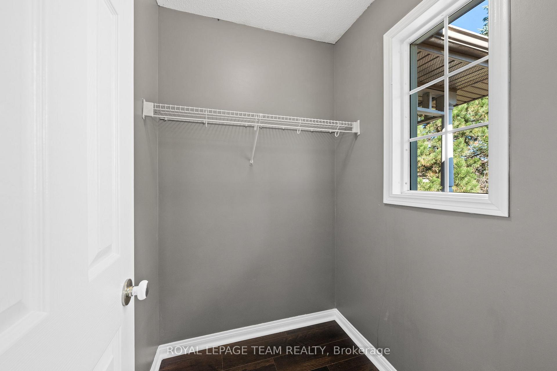 Photo 39 of 27 Evanshen Crescent, Ottawa, Kanata - Kanata Lakes/Heritage Hills — HOMEH