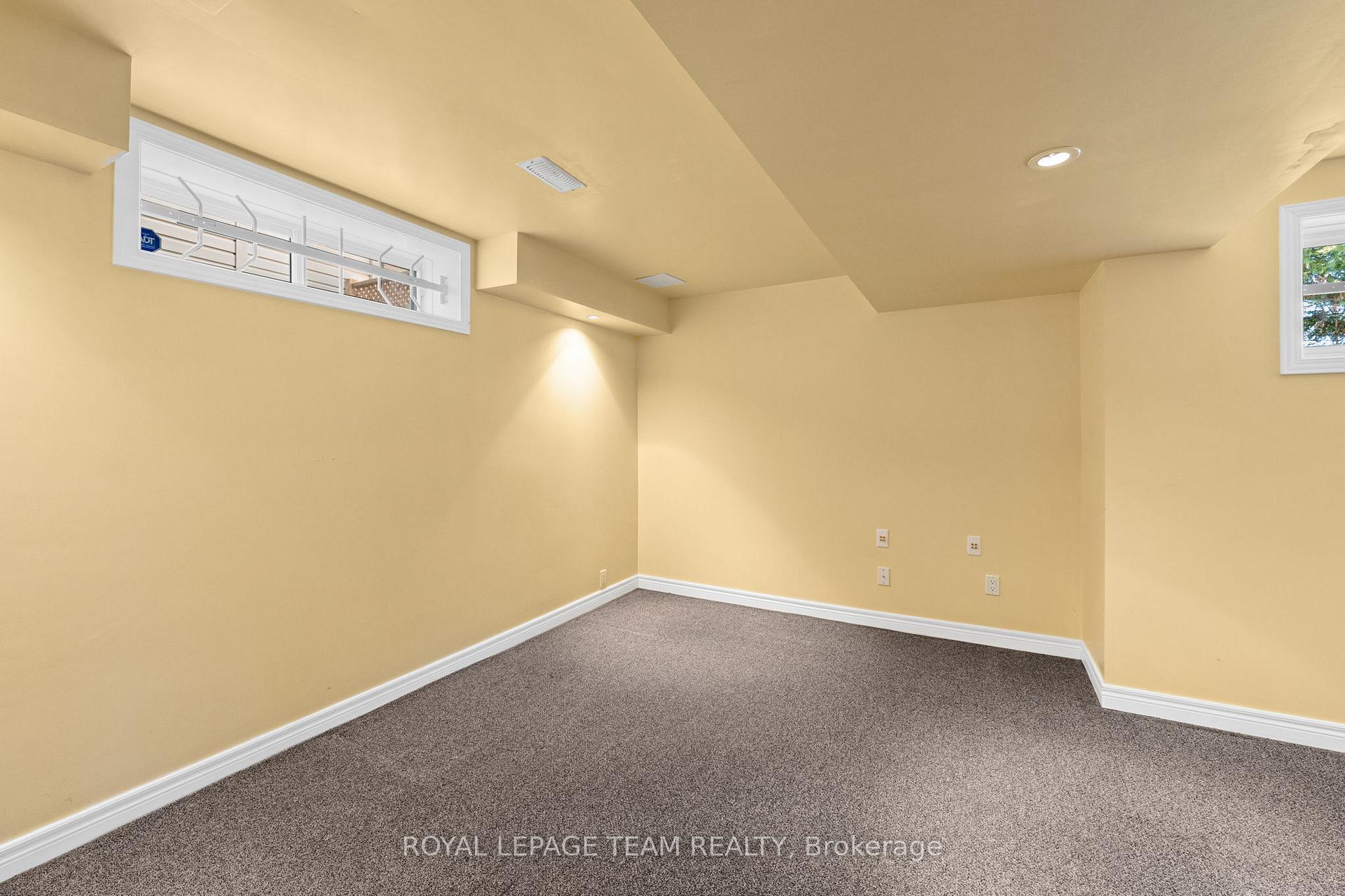 Photo 45 of 27 Evanshen Crescent, Ottawa, Kanata - Kanata Lakes/Heritage Hills — HOMEH