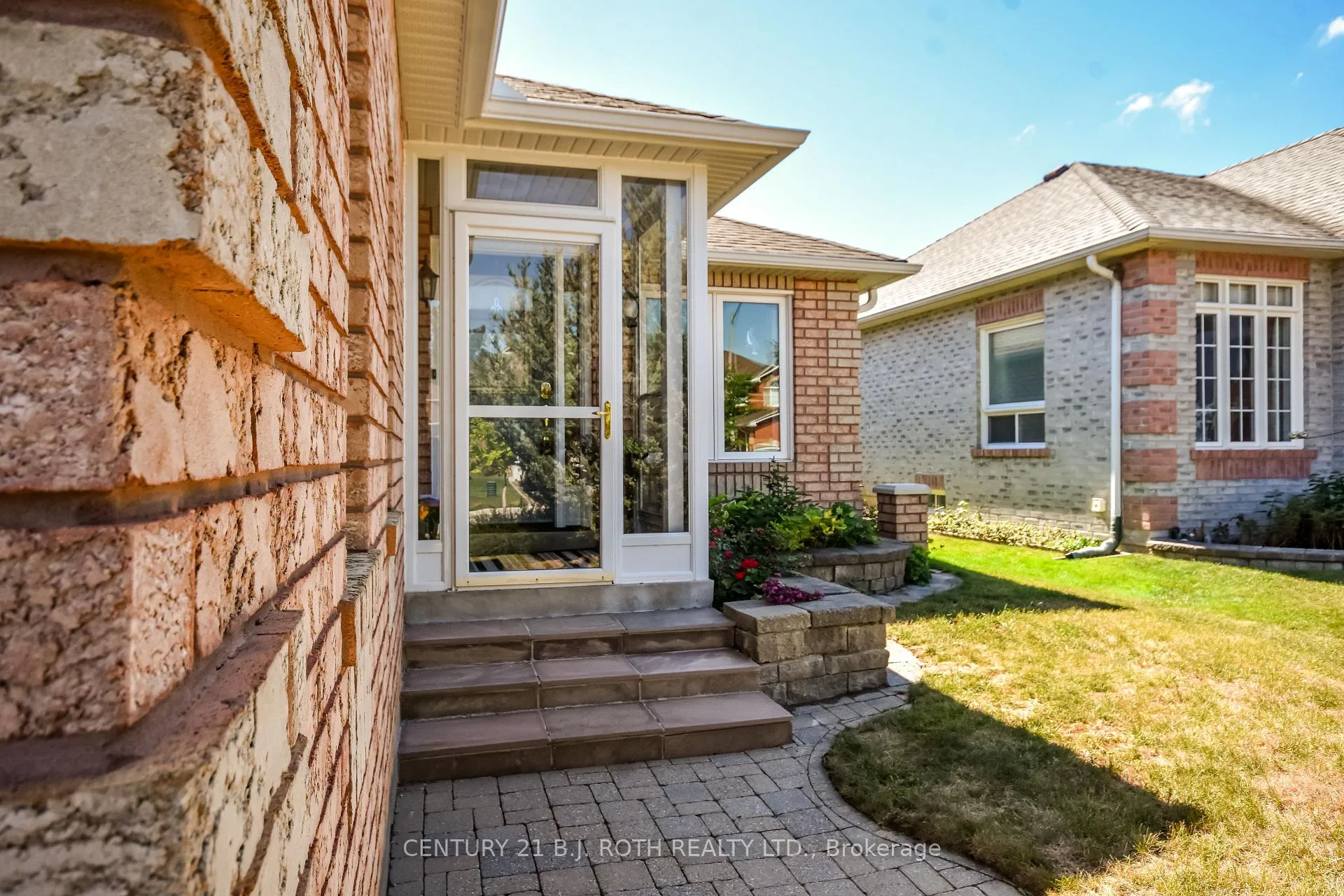 Photo 26 of 1957 Mill Street, Innisfil, Alcona — HOMEH