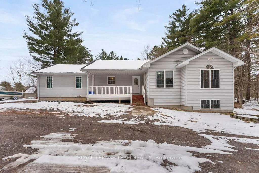 Photo 3 of 559 Mclachlan Road, McNab/Braeside, Mcnab/Braeside Twps — HOMEH