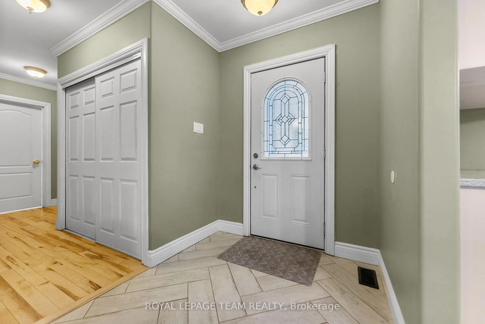 Photo 5 of 559 Mclachlan Road, McNab/Braeside, Mcnab/Braeside Twps — HOMEH