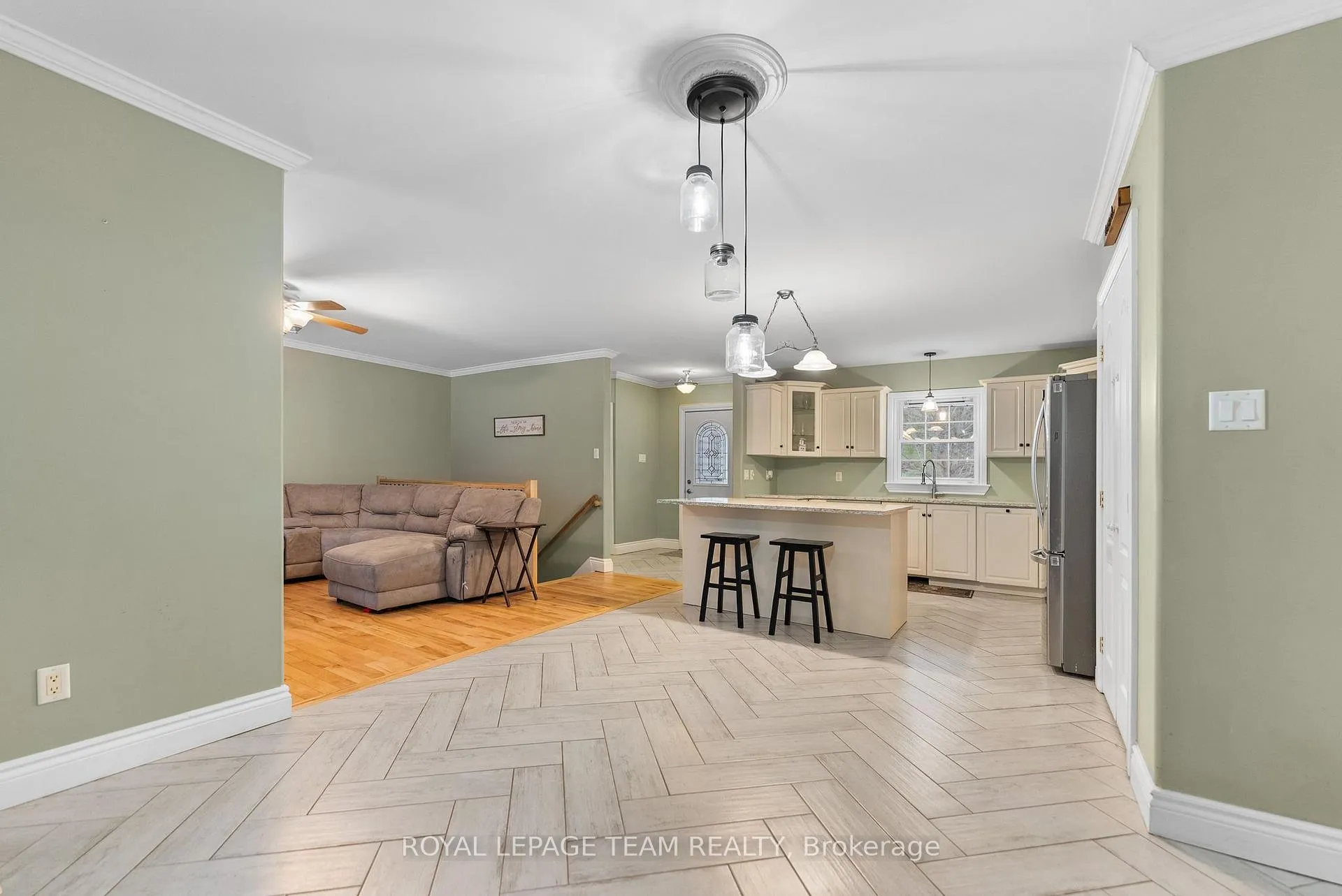 Photo 6 of 559 Mclachlan Road, McNab/Braeside, Mcnab/Braeside Twps — HOMEH