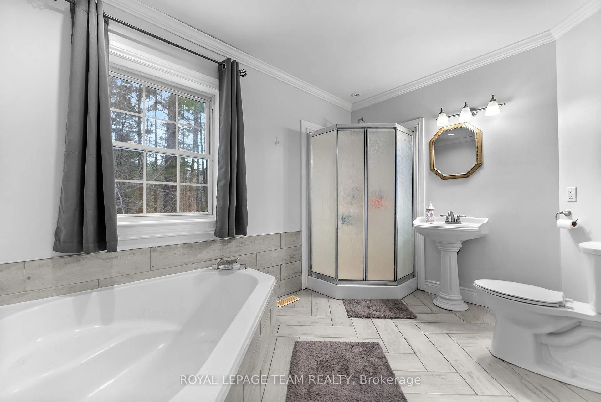 Photo 16 of 559 Mclachlan Road, McNab/Braeside, Mcnab/Braeside Twps — HOMEH