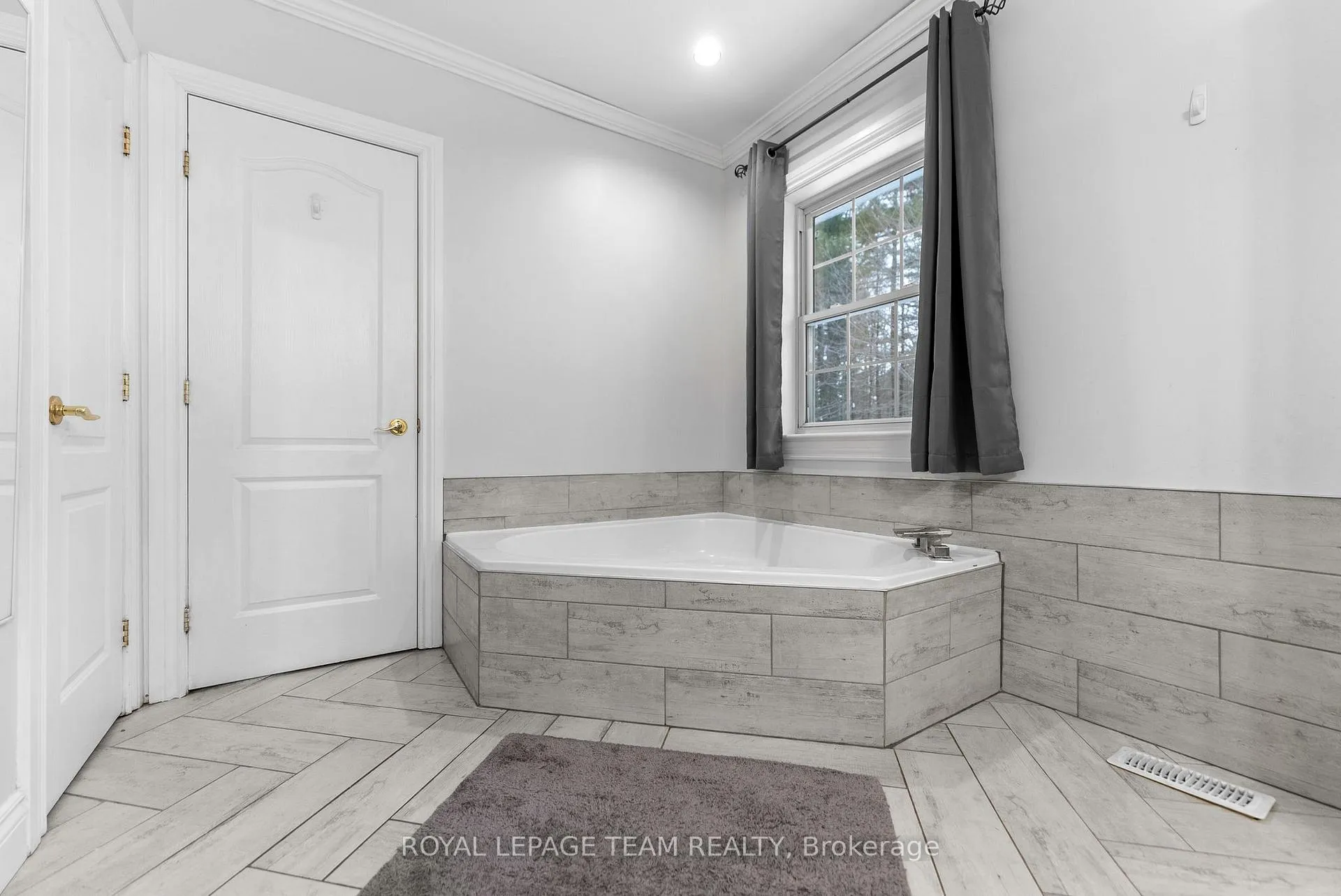 Photo 17 of 559 Mclachlan Road, McNab/Braeside, Mcnab/Braeside Twps — HOMEH