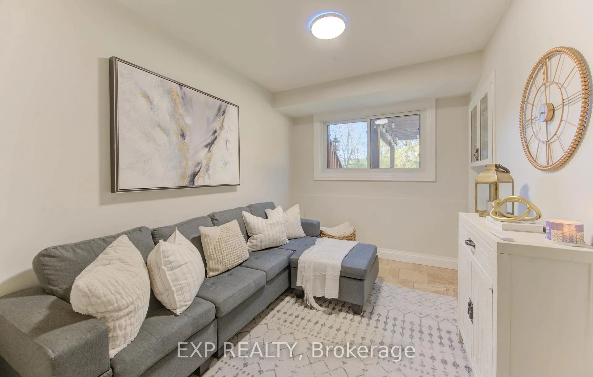 Photo 6 of 36 Blackfriars Place, Kitchener — HOMEH