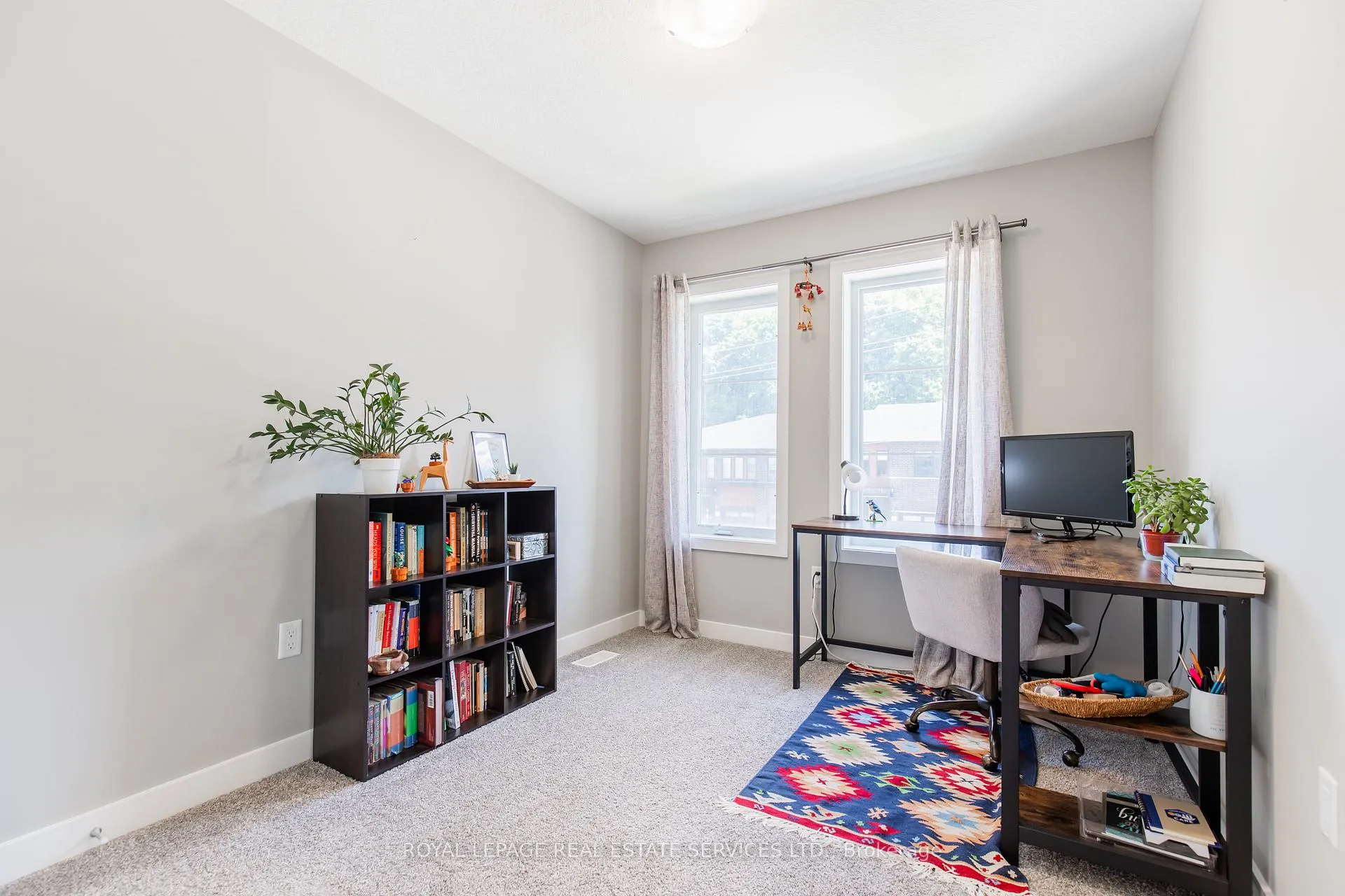 Photo 44 of 927 Robert Ferrie Drive, Kitchener — HOMEH