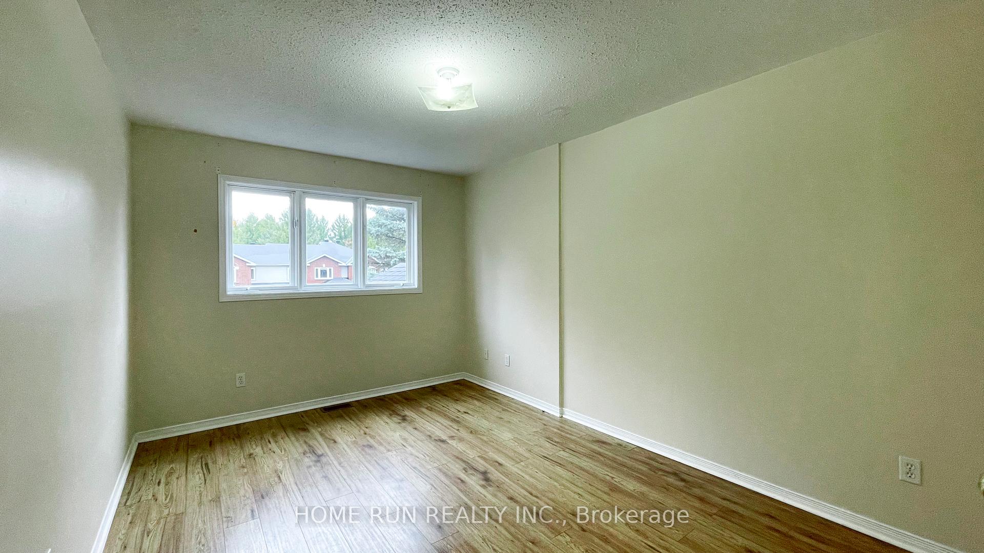 Photo 16 of 113 Blackdome Crescent, Ottawa, Kanata - Kanata Lakes/Heritage Hills — HOMEH