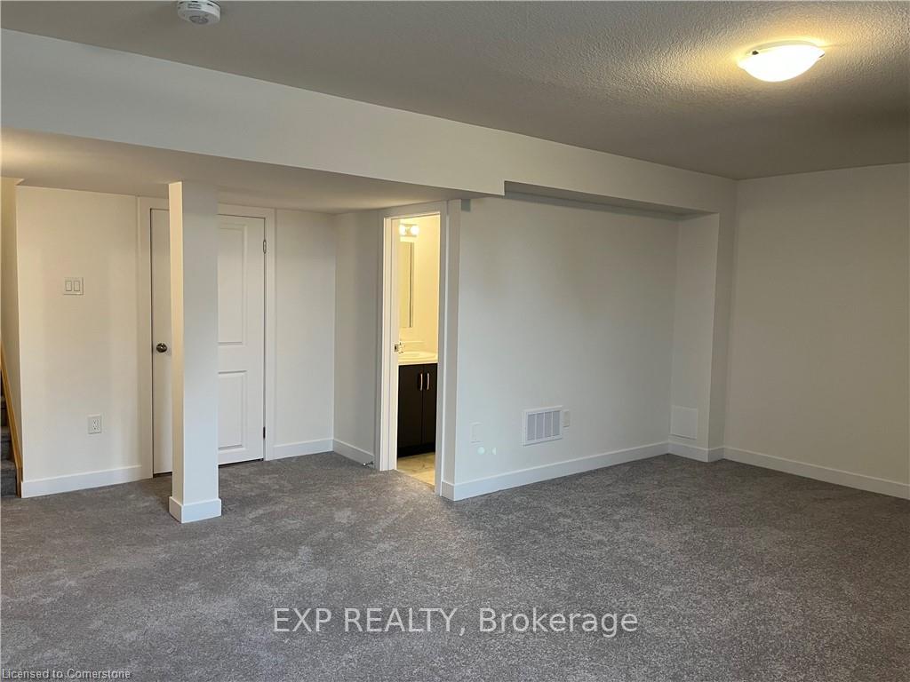 Photo 15 of 14 Dewberry Drive, Kitchener — HOMEH