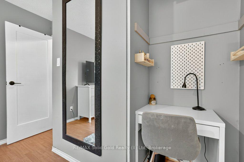 Photo 11 of 34 Dunsmere Court, Kitchener — HOMEH
