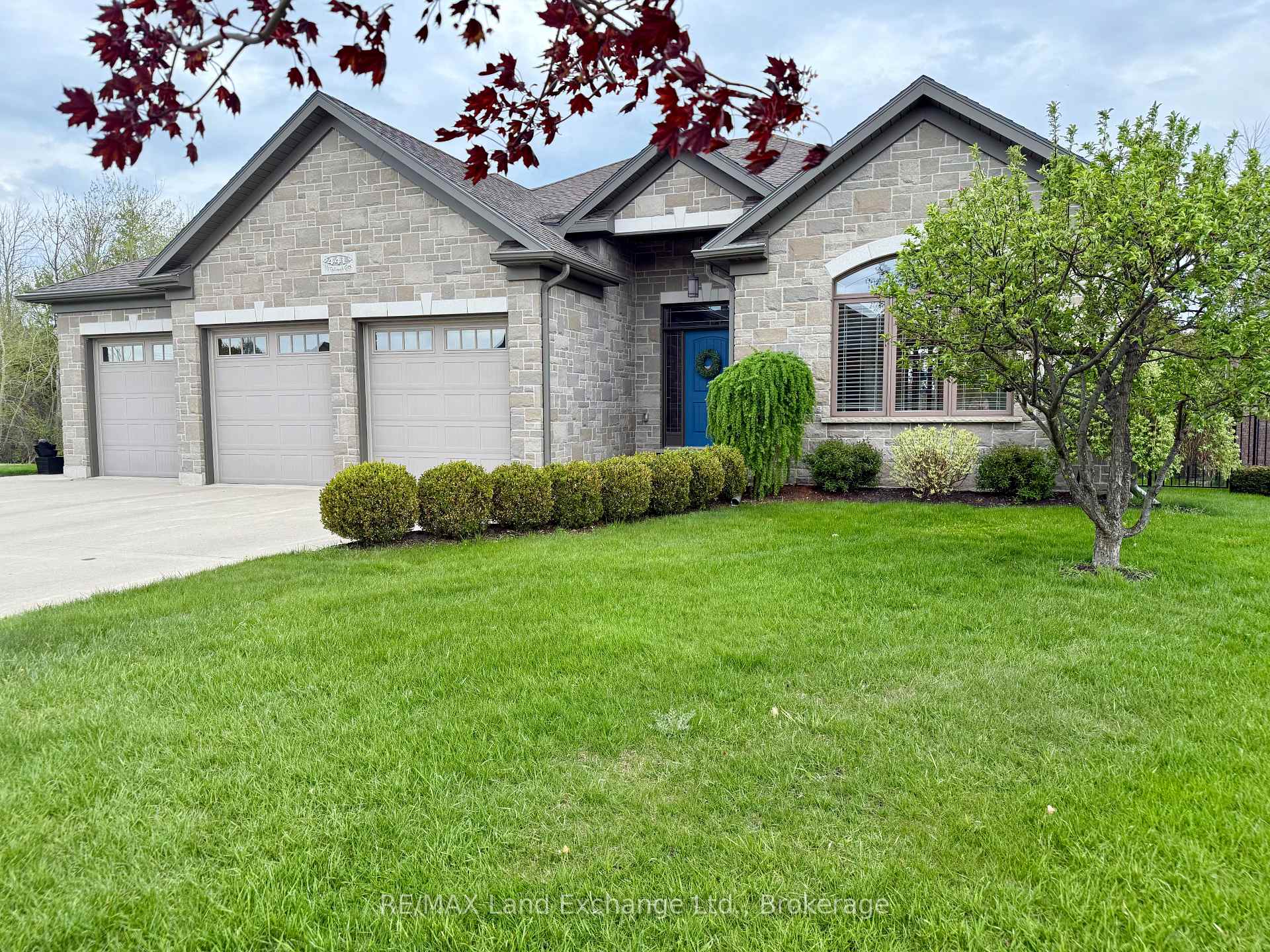 Photo 1 of 441 McCullough Crescent, Kincardine — HOMEH