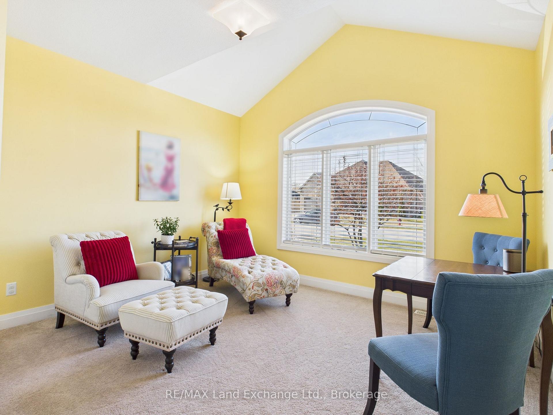 Photo 10 of 441 McCullough Crescent, Kincardine — HOMEH