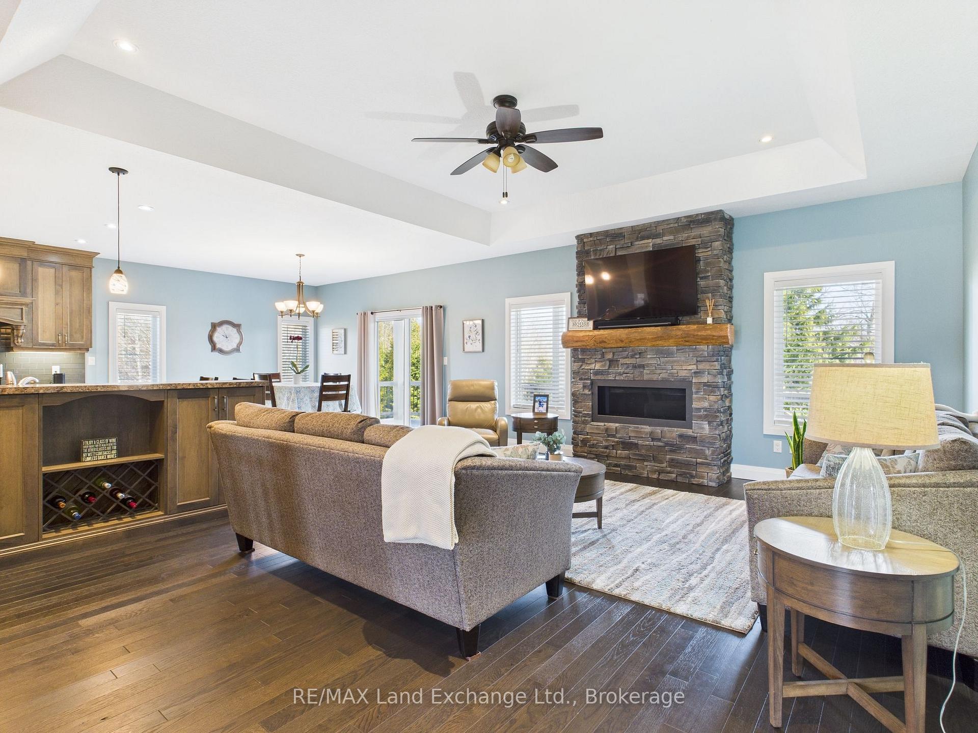 Photo 12 of 441 McCullough Crescent, Kincardine — HOMEH