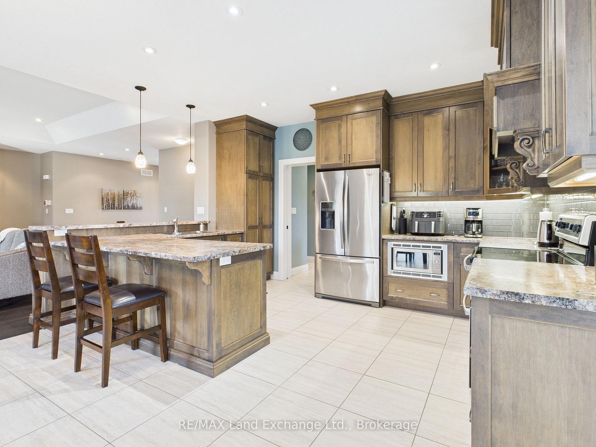 Photo 18 of 441 McCullough Crescent, Kincardine — HOMEH