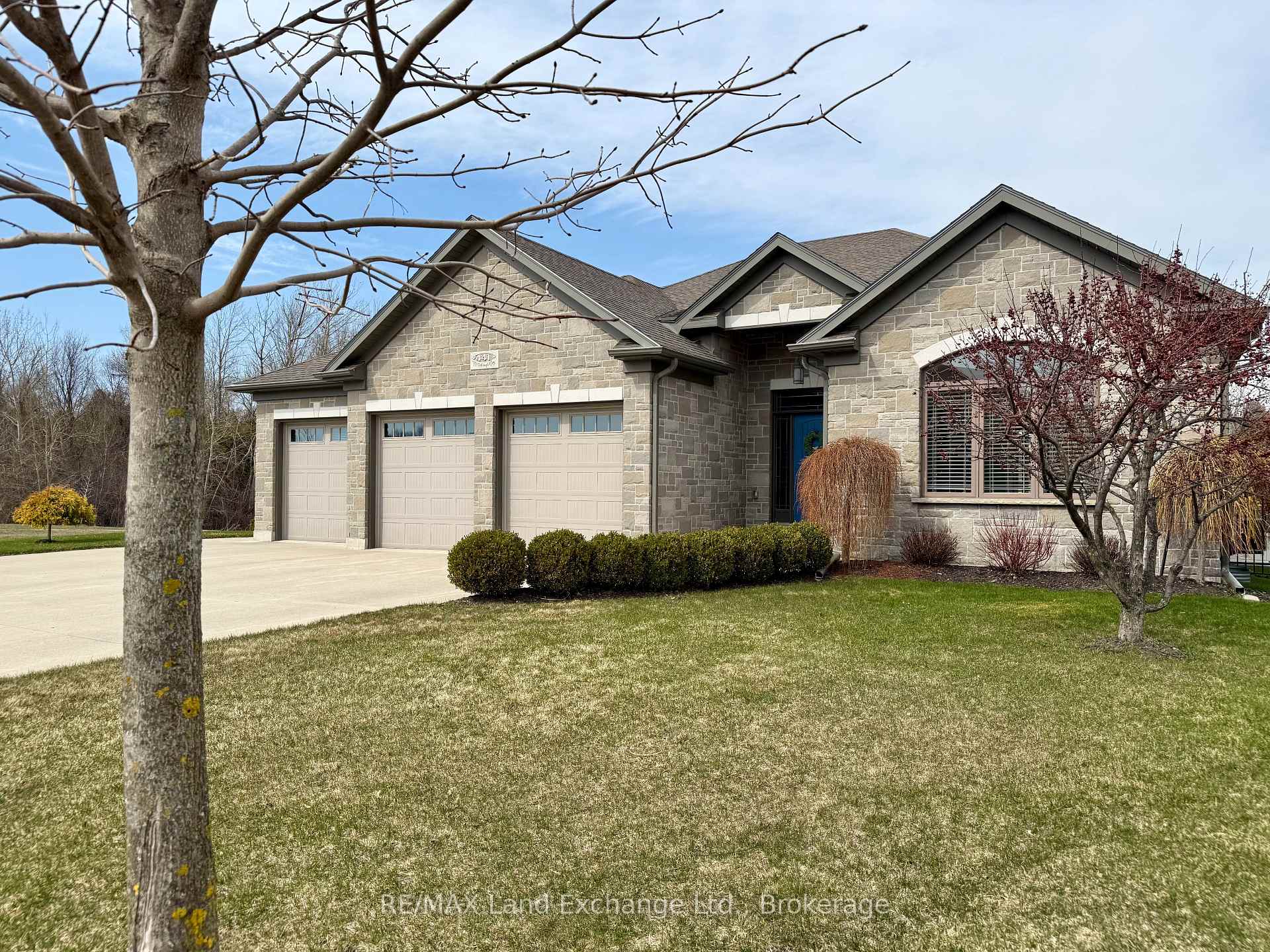 Photo 46 of 441 McCullough Crescent, Kincardine — HOMEH