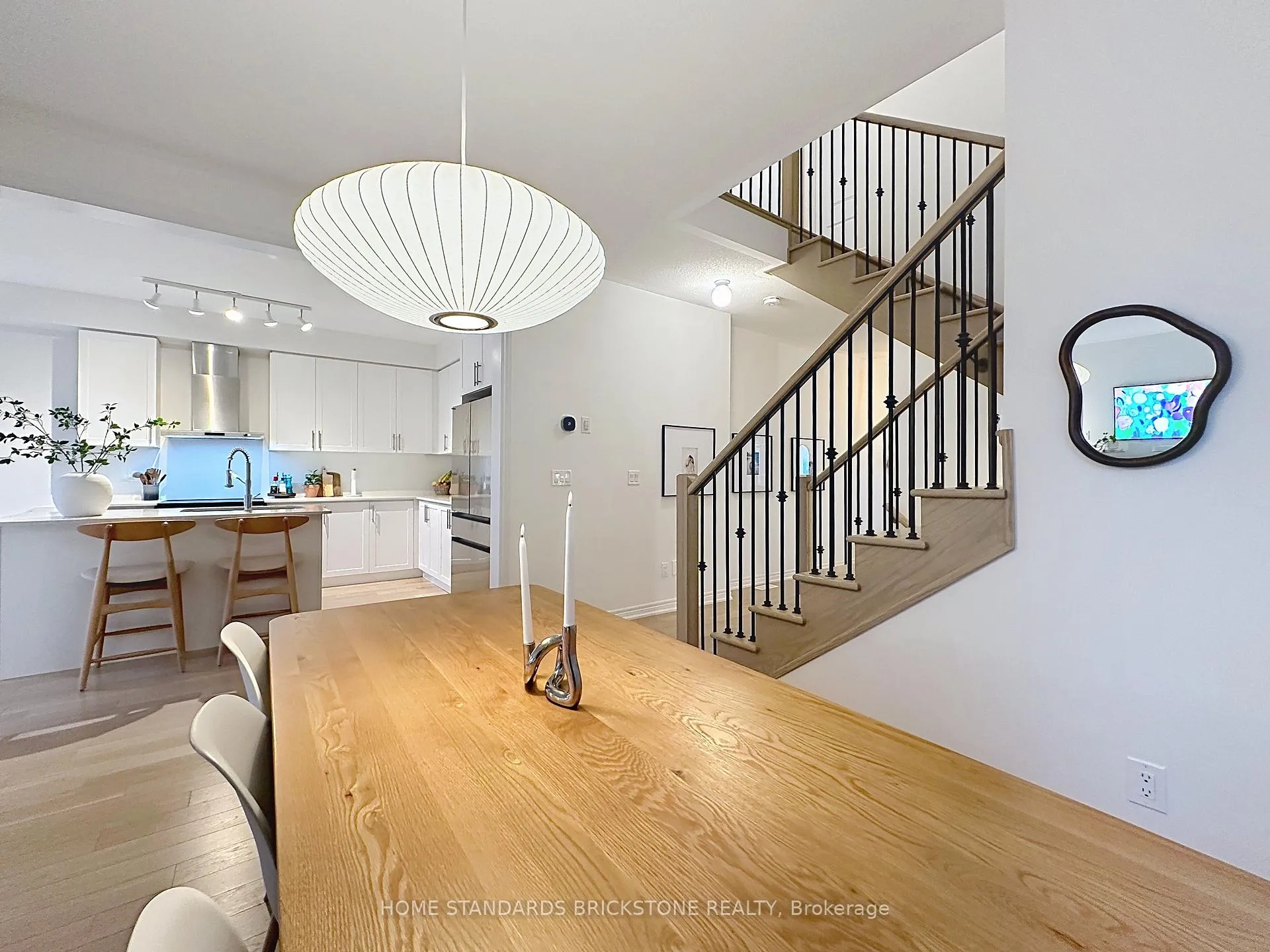 Photo 5 of 1295 Davis Loop, Innisfil, Lefroy — HOMEH
