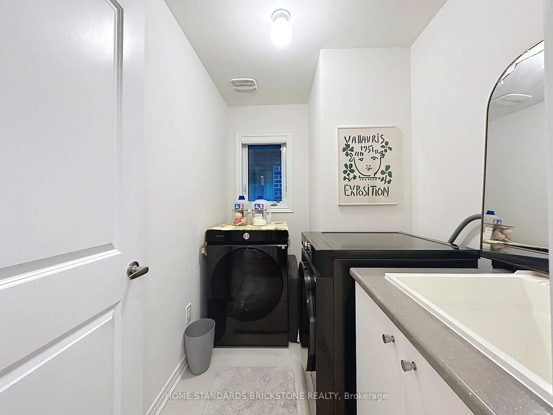 Photo 18 of 1295 Davis Loop, Innisfil, Lefroy — HOMEH