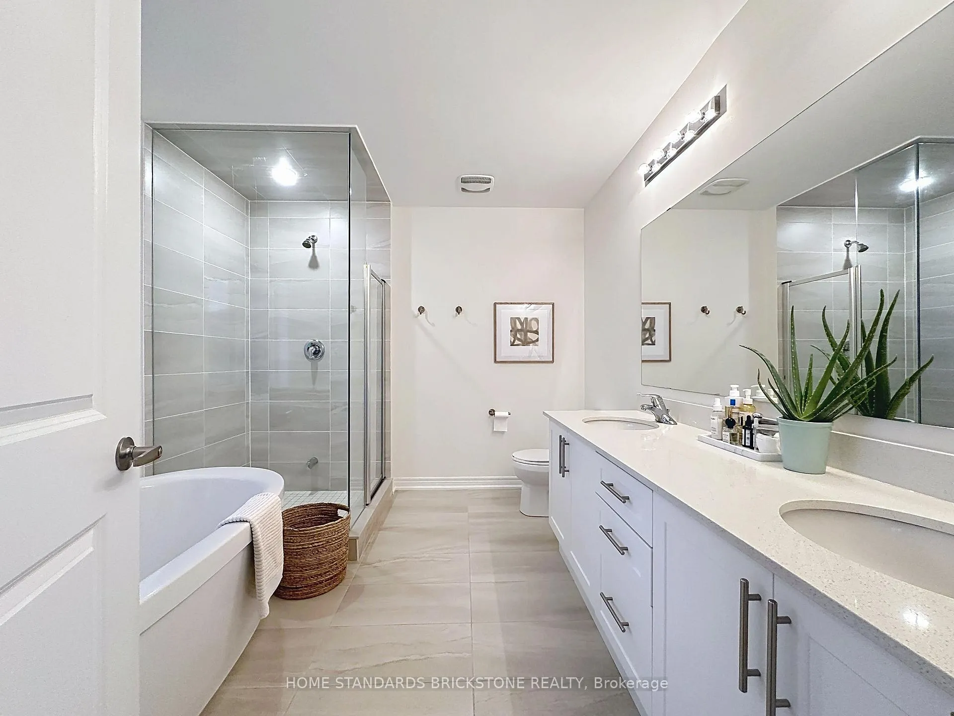 Photo 20 of 1295 Davis Loop, Innisfil, Lefroy — HOMEH