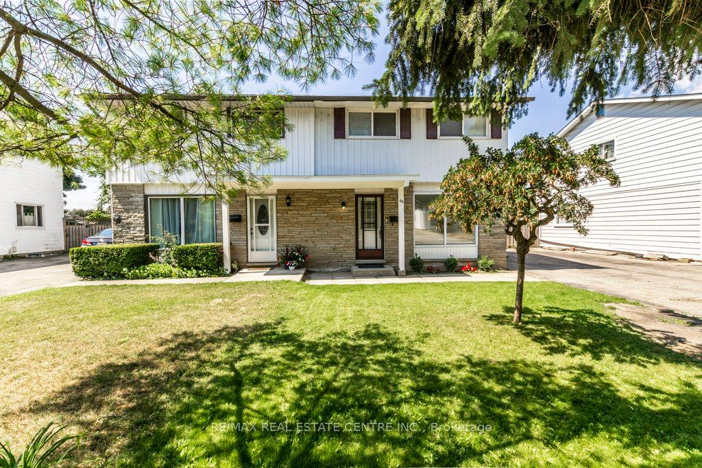 Photo 4 of 65 Balfour Crescent, Kitchener — HOMEH