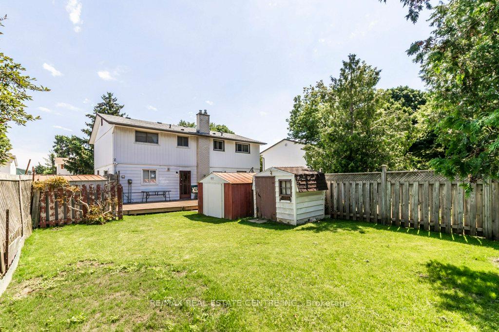 Photo 29 of 65 Balfour Crescent, Kitchener — HOMEH