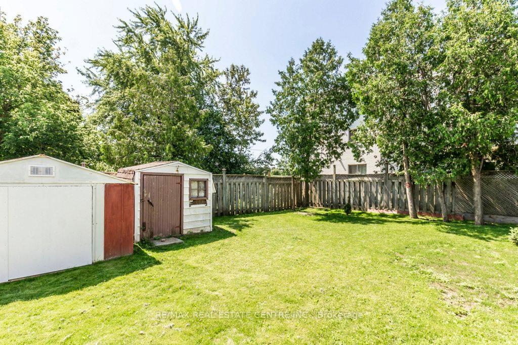 Photo 30 of 65 Balfour Crescent, Kitchener — HOMEH