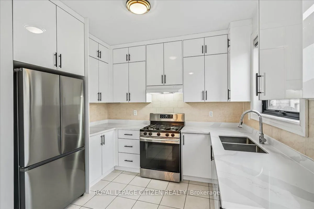 Photo 18 of 341 Williamson Road, Markham, Greensborough — HOMEH