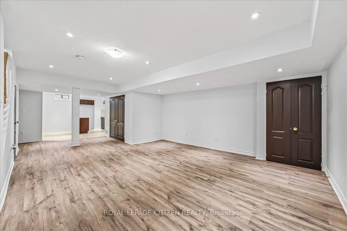 Photo 42 of 341 Williamson Road, Markham, Greensborough — HOMEH