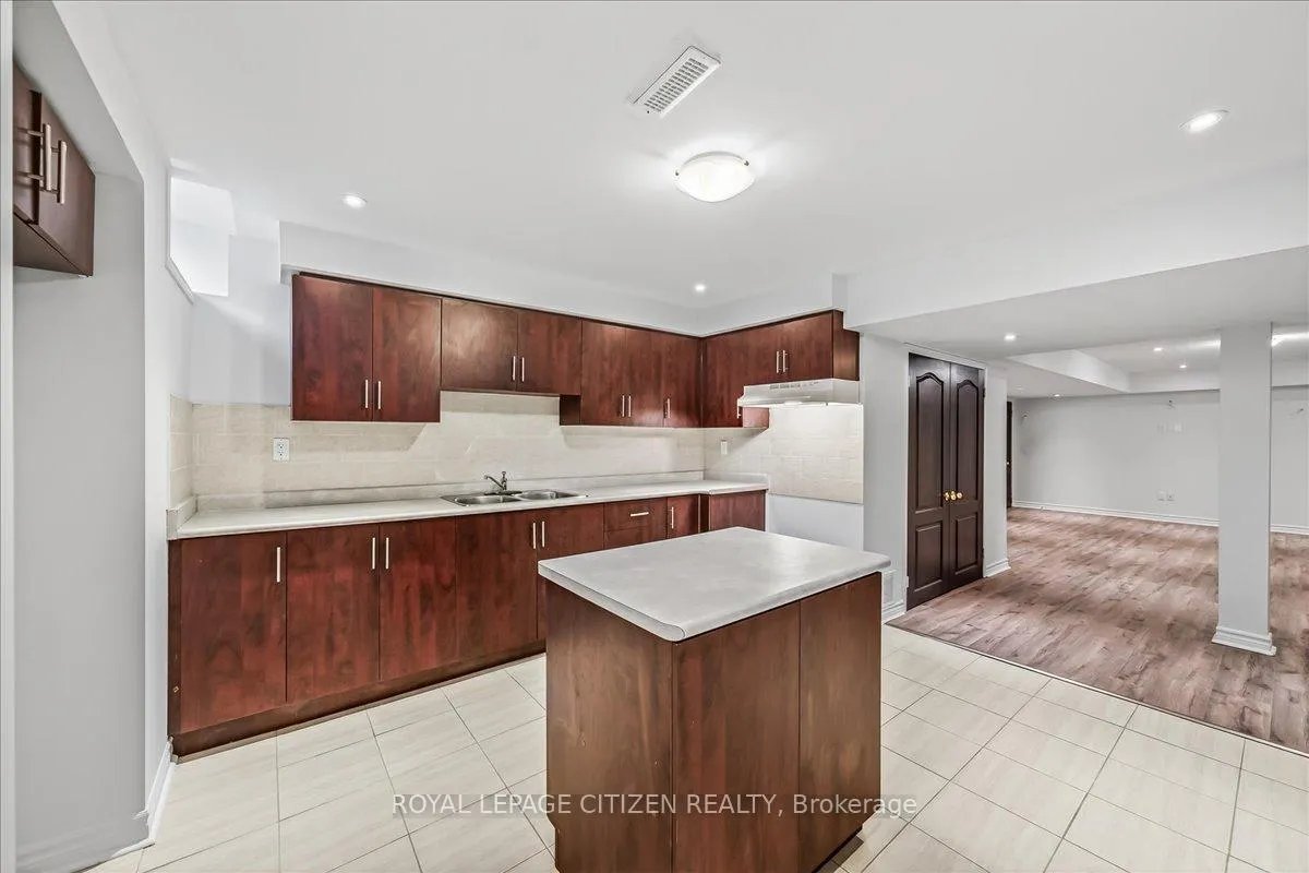 Photo 44 of 341 Williamson Road, Markham, Greensborough — HOMEH