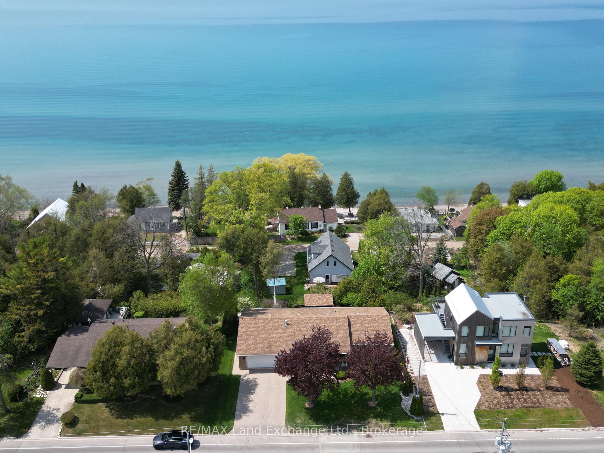 Photo 4 of 276 Penetangore Row, Kincardine — HOMEH