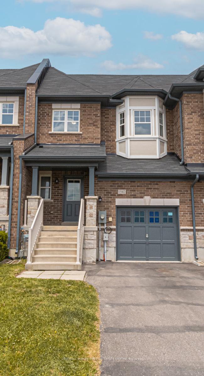 Photo 2 of 1542 Marling Street, Innisfil, Lefroy — HOMEH
