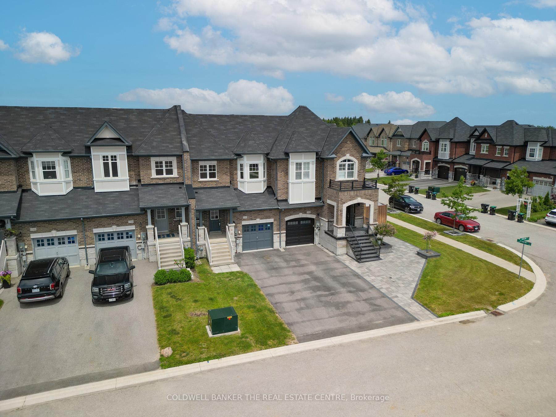 Photo 3 of 1542 Marling Street, Innisfil, Lefroy — HOMEH