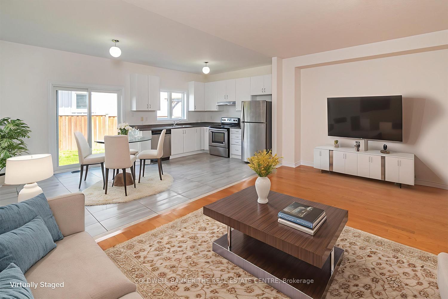 Photo 7 of 1542 Marling Street, Innisfil, Lefroy — HOMEH
