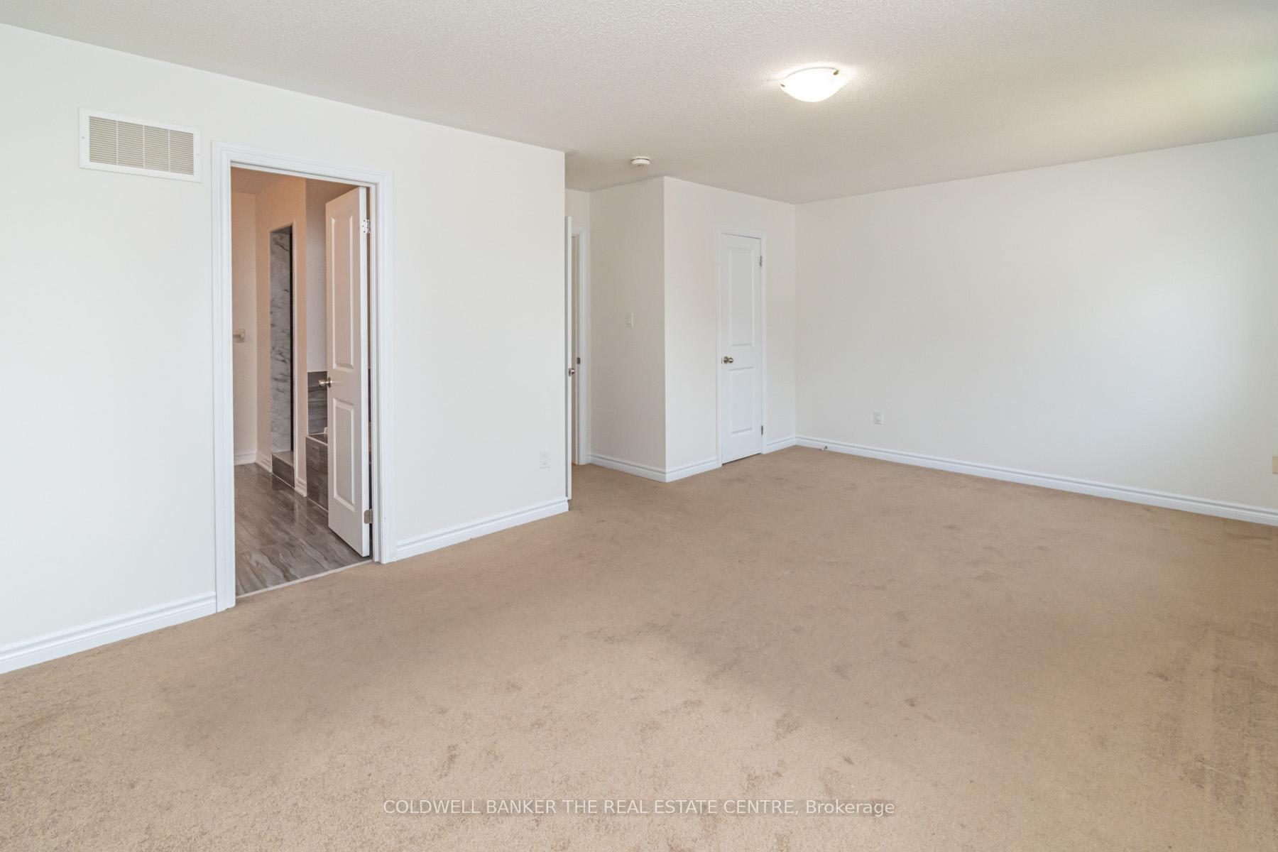 Photo 12 of 1542 Marling Street, Innisfil, Lefroy — HOMEH