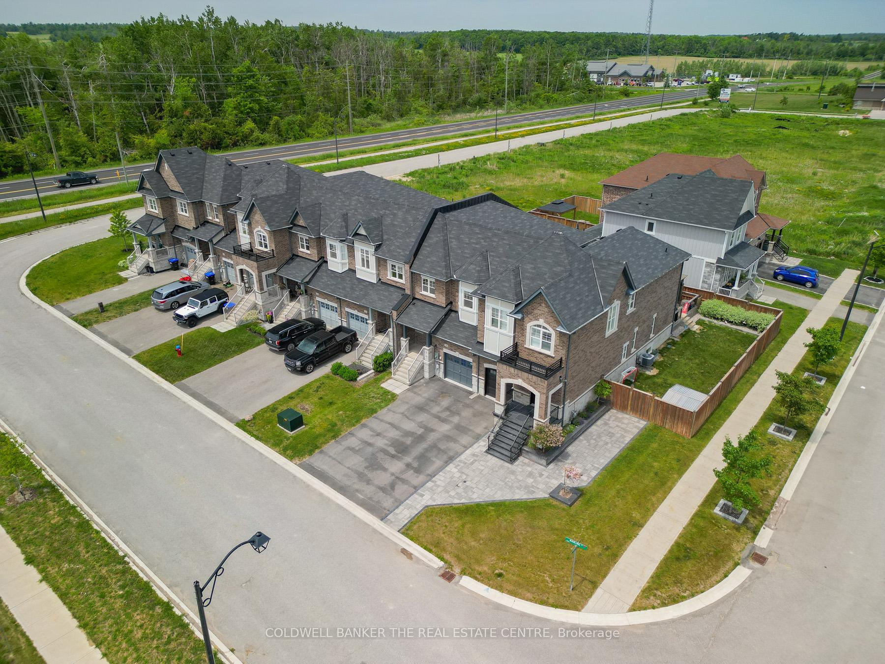 Photo 26 of 1542 Marling Street, Innisfil, Lefroy — HOMEH