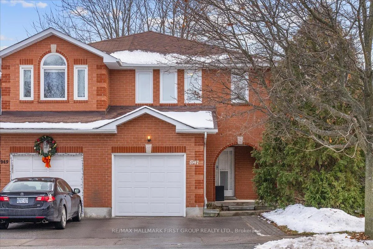 Photo 2 of 1947 Pine Grove Avenue, Pickering, Highbush — HOMEH