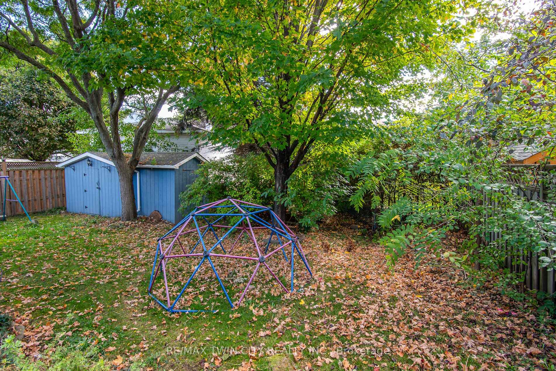 Photo 9 of 19 Keewatin Avenue, Kitchener — HOMEH