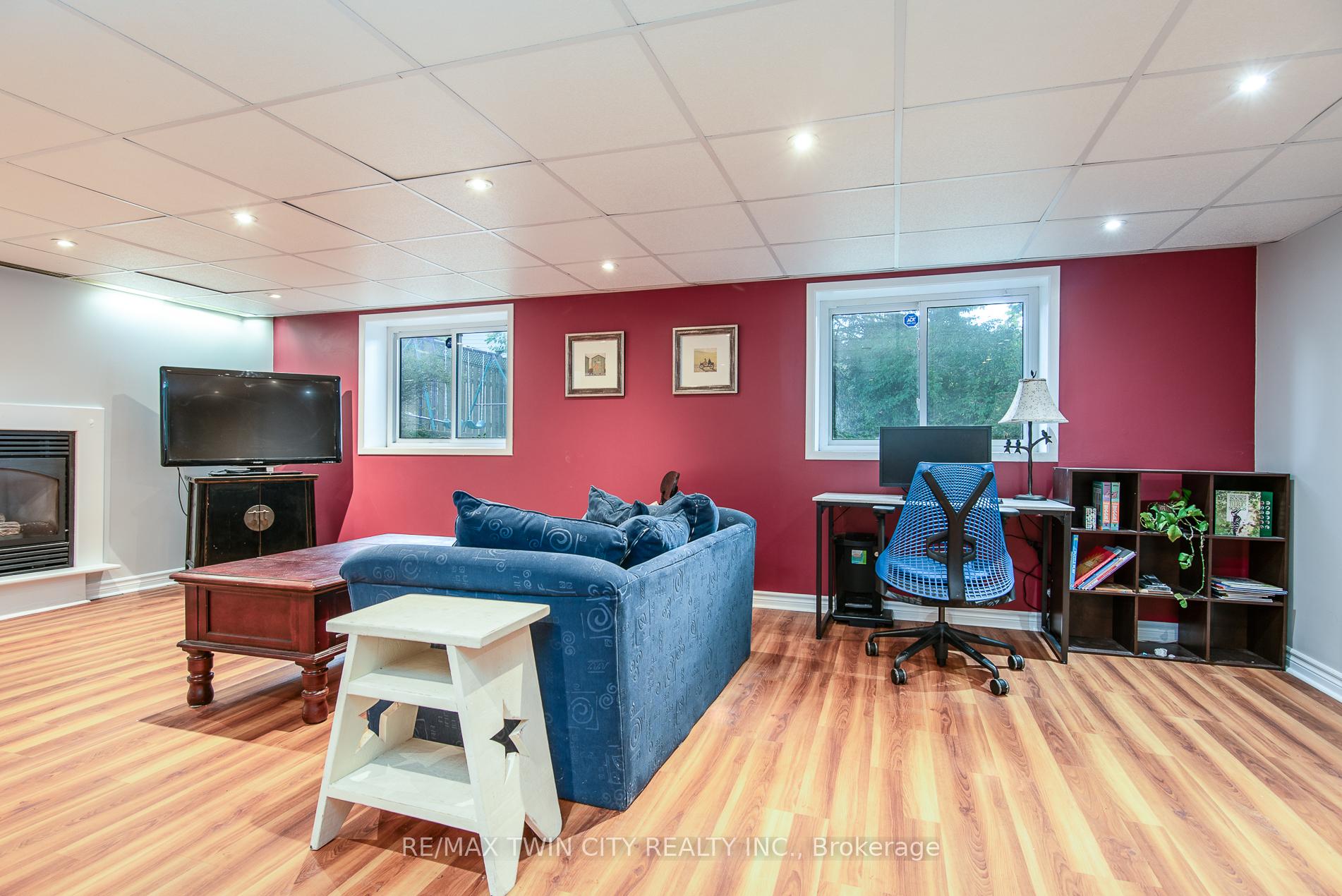 Photo 39 of 19 Keewatin Avenue, Kitchener — HOMEH