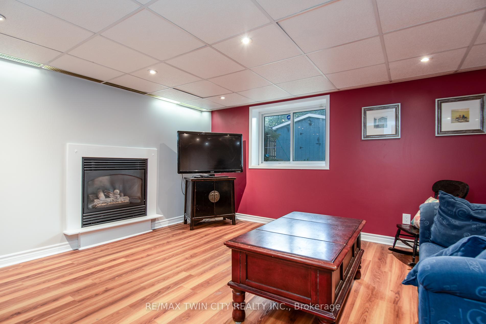 Photo 41 of 19 Keewatin Avenue, Kitchener — HOMEH