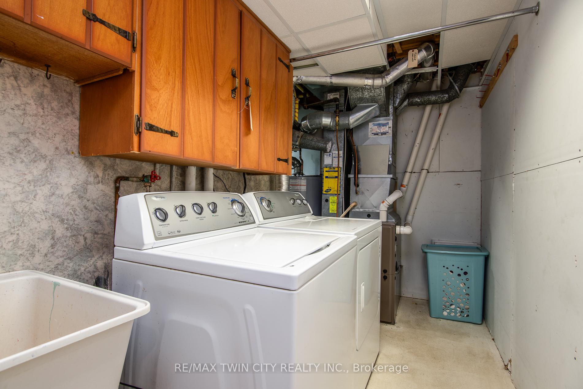 Photo 46 of 19 Keewatin Avenue, Kitchener — HOMEH