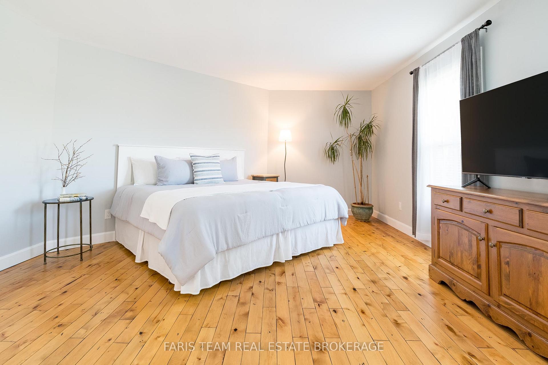 Photo 20 of 174 Robertson Avenue, Meaford — HOMEH