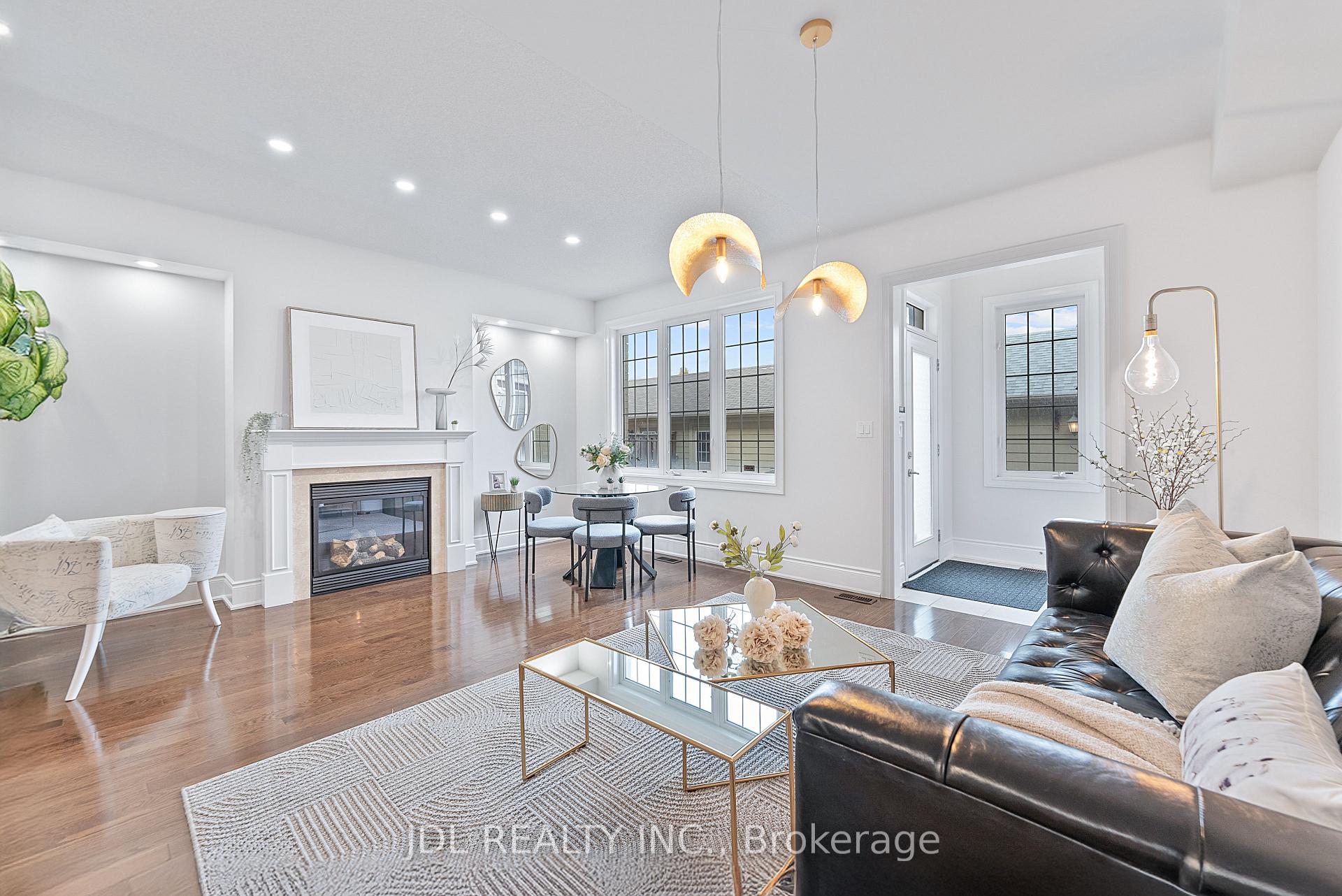 Photo 18 of 116 Betty Roman Boulevard, Markham, Cathedraltown — HOMEH