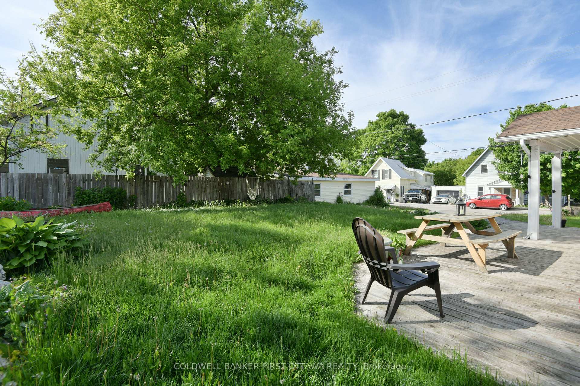Photo 3 of 921 Centre Street, McNab/Braeside, Mcnab/Braeside Twps — HOMEH