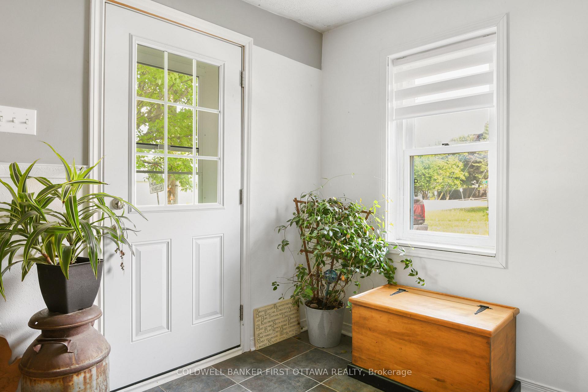 Photo 5 of 921 Centre Street, McNab/Braeside, Mcnab/Braeside Twps — HOMEH