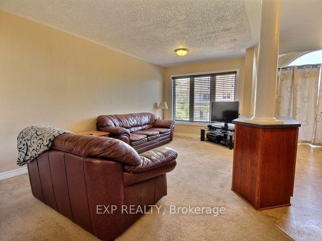 Photo 3 of 249 Hunterbrook Street N, Ottawa, Kanata - Morgan's Grant/South March — HOMEH