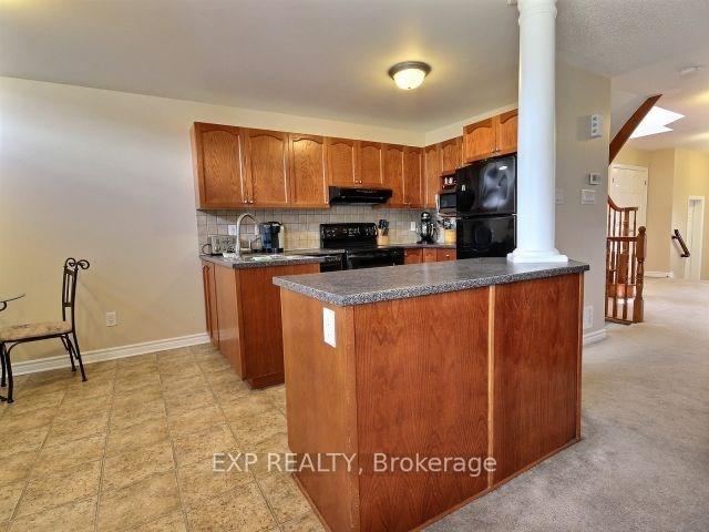 Photo 4 of 249 Hunterbrook Street N, Ottawa, Kanata - Morgan's Grant/South March — HOMEH