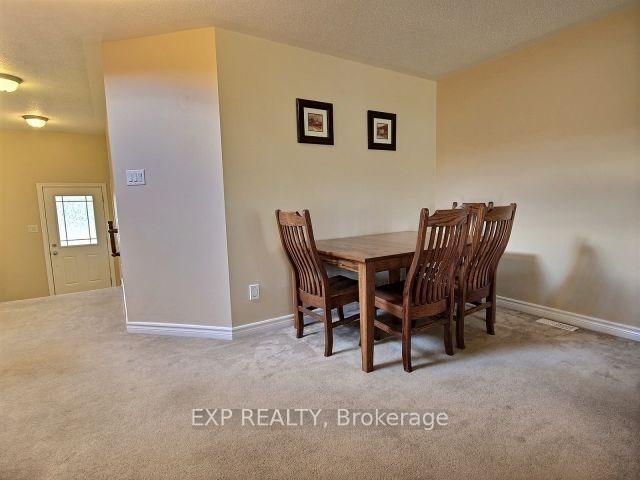 Photo 6 of 249 Hunterbrook Street N, Ottawa, Kanata - Morgan's Grant/South March — HOMEH