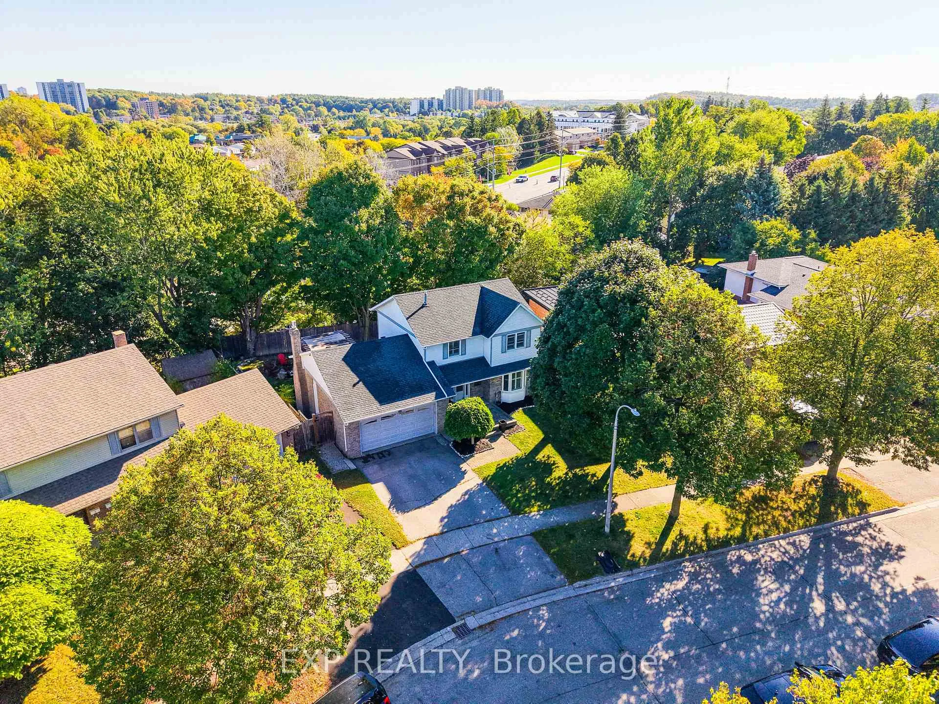 Photo 7 of 54 Pathfinder Crescent, Kitchener — HOMEH