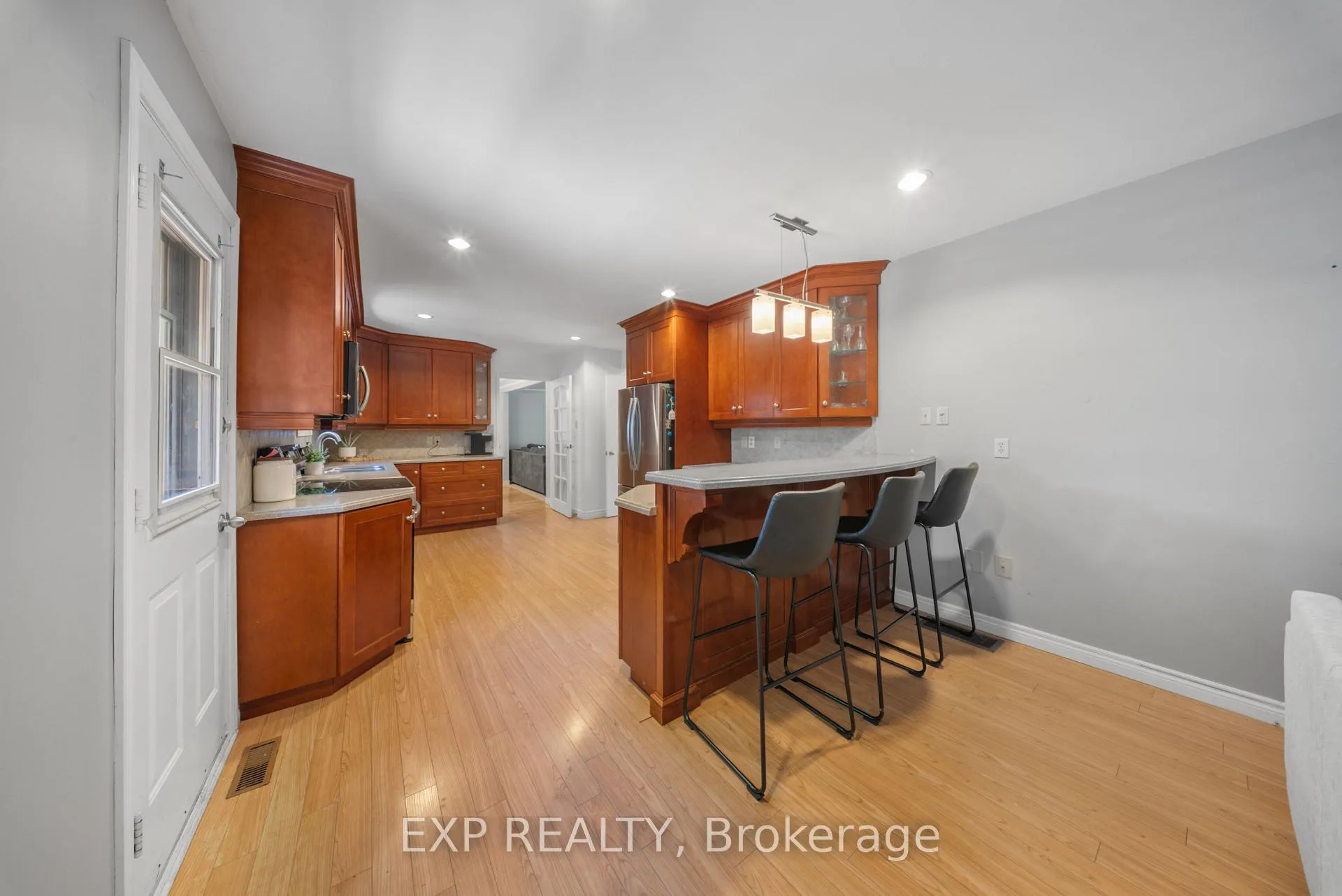 Photo 15 of 54 Pathfinder Crescent, Kitchener — HOMEH