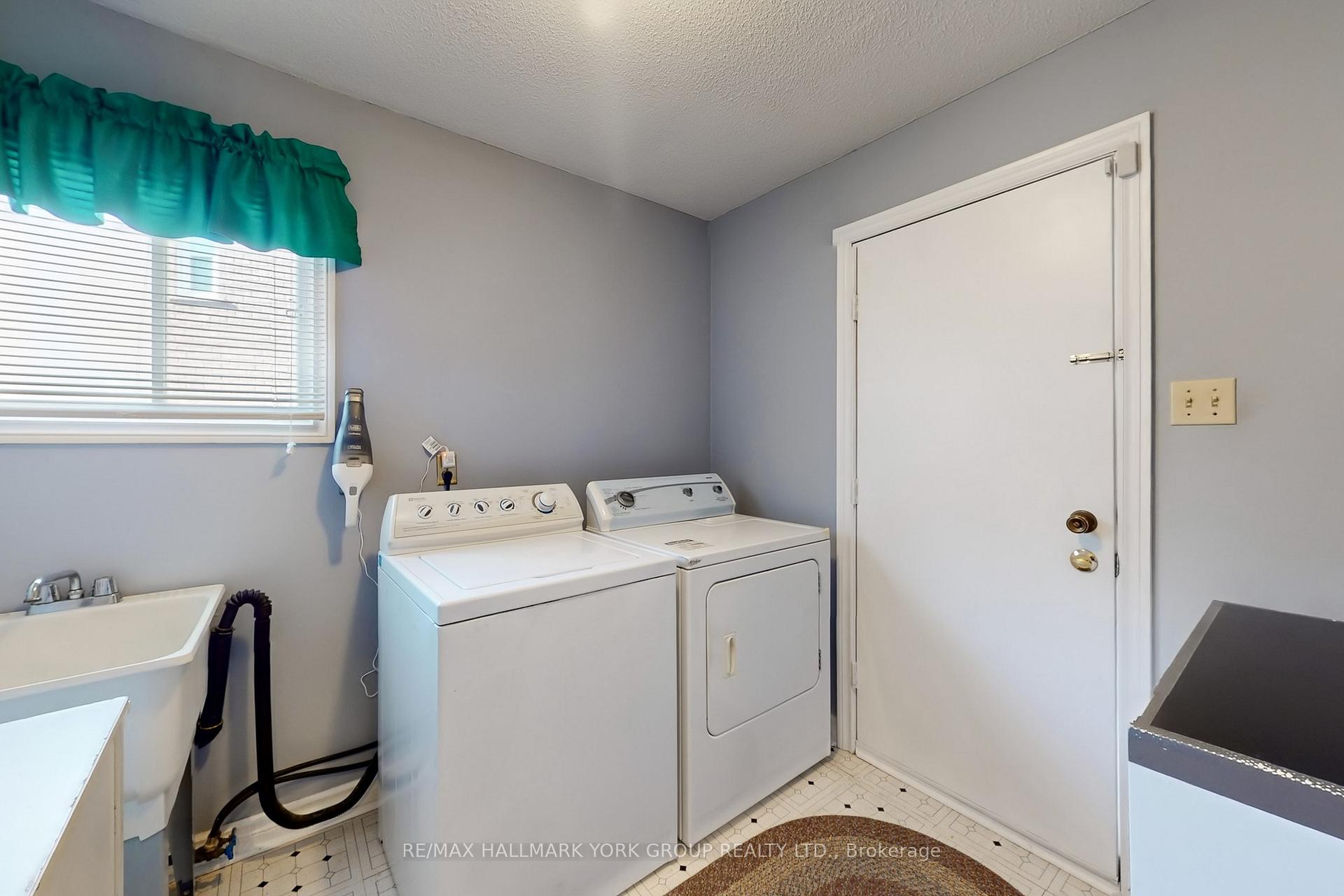 Photo 23 of 46 Finchley Circle, Markham, Milliken Mills East — HOMEH