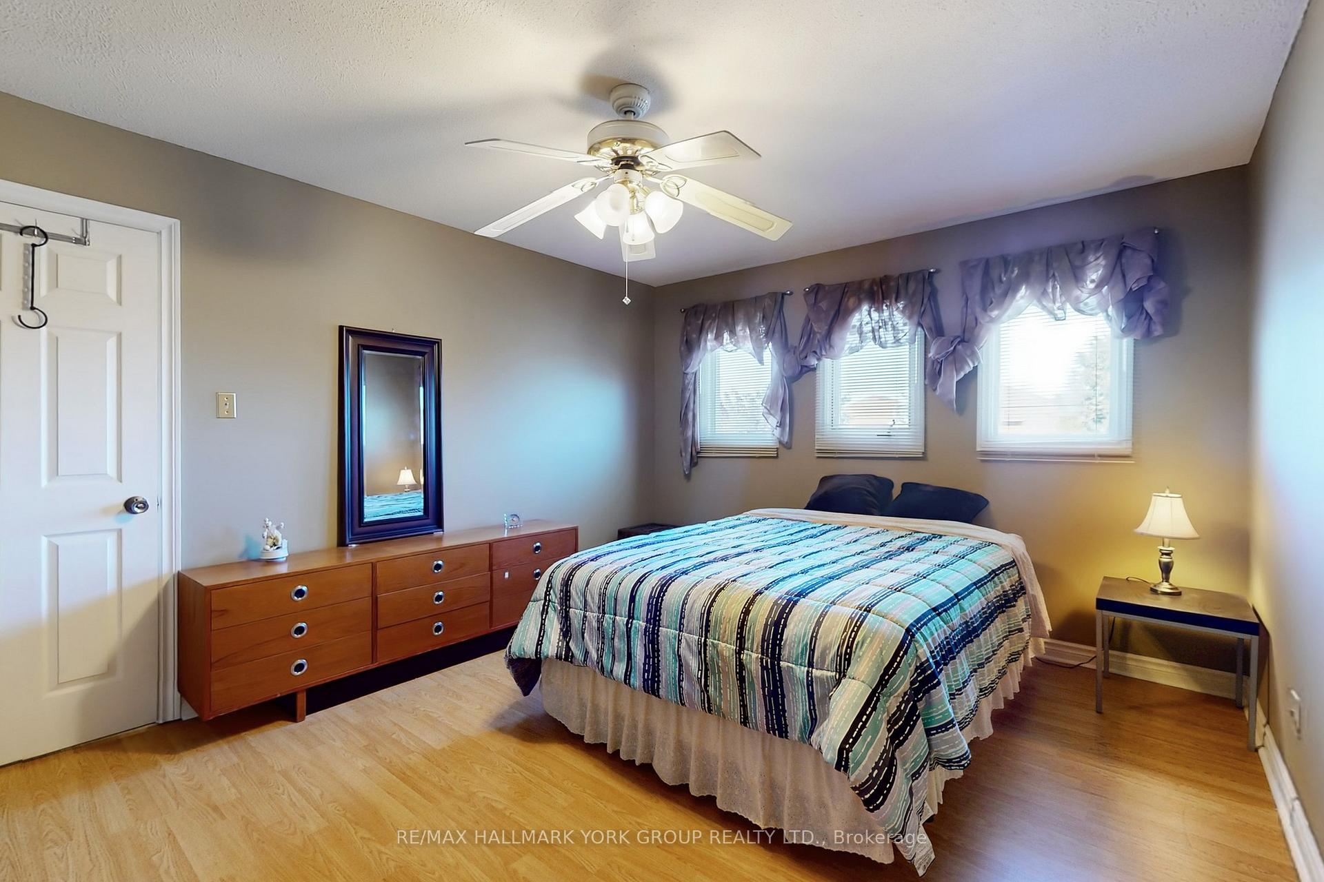 Photo 36 of 46 Finchley Circle, Markham, Milliken Mills East — HOMEH